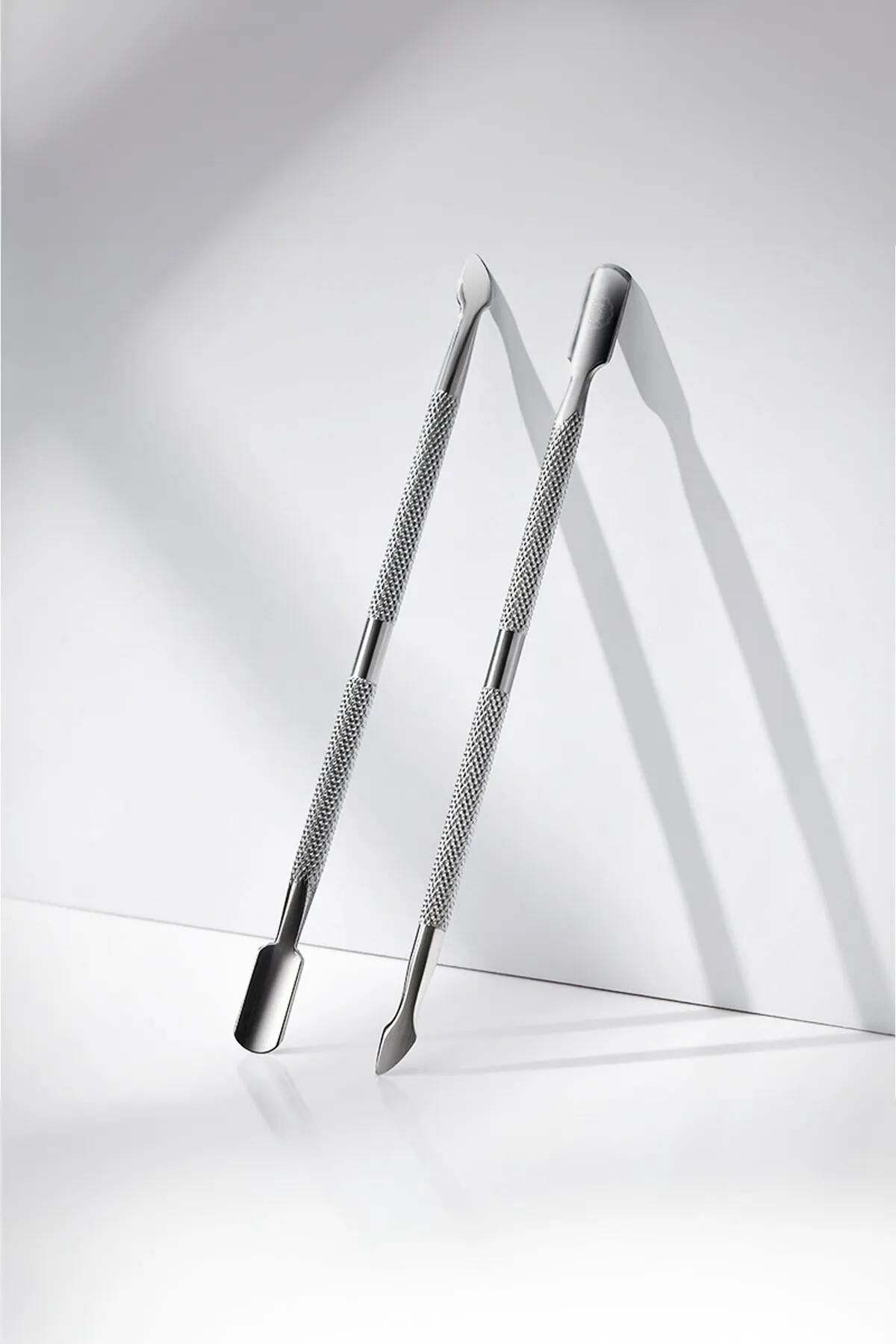 MOZIUR Paslanmaz Çelik Kronk Tırnak Eti Itici Ve Oje Çıkarıcı - Profesyonel Bakım Için Ideal Ürün